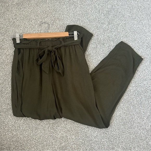 H&M Dark Olive Green Paper Bag Pants - Picture 7 of 9